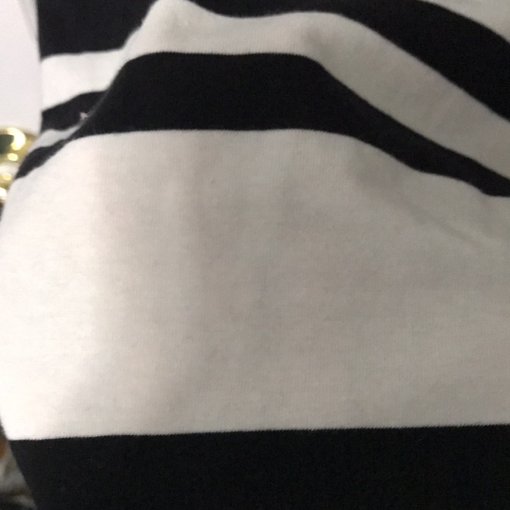 Old navy black and white stripe t shirt dress - Picture 3 of 5